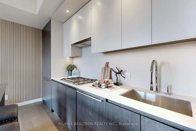 Additional image 12 of 81 Wellesley St Unit 2001