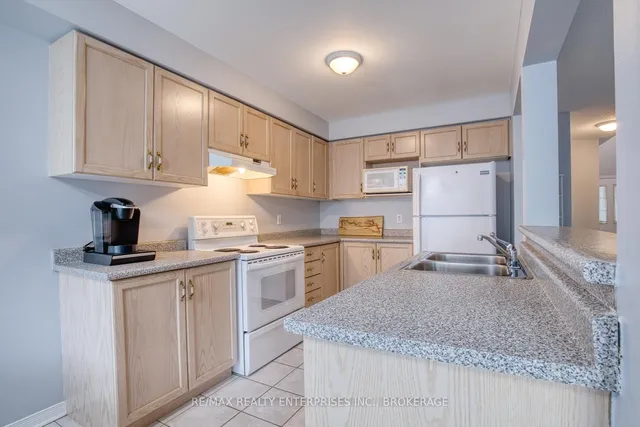 Additional image 10 of 800 Paramount Dr Unit 2