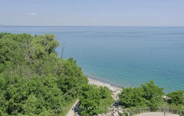 Additional image 33 of 125 Shoreview Pl Unit 301