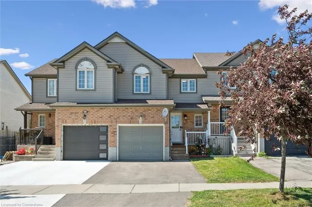 Additional image 3 of 64 Foxglove Cres