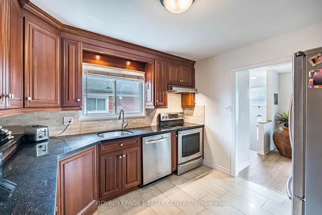 Additional image 15 of 1167 Flagship Dr