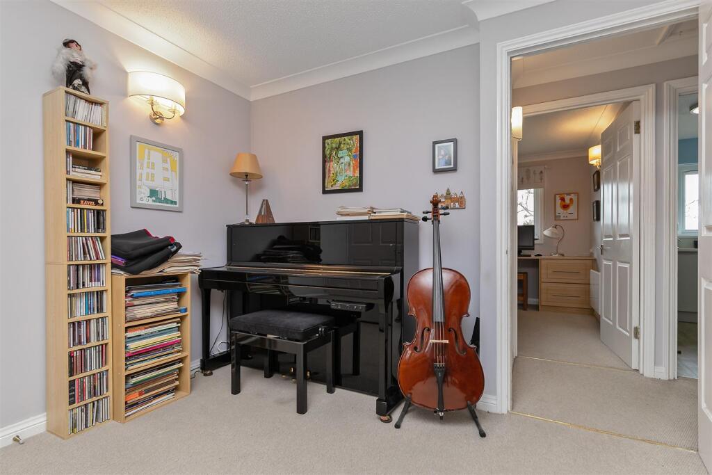 Additional image 8 of Four Limes, Wheathampstead, St. Albans