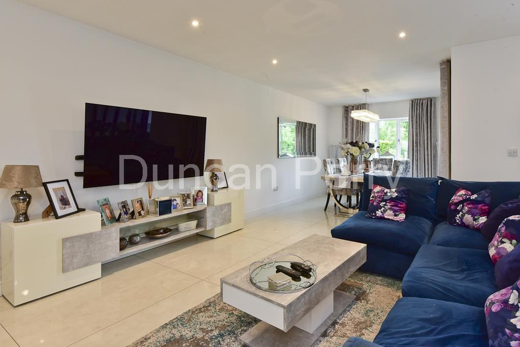 Additional image 6 of Dixons Hill Close, Welham Green