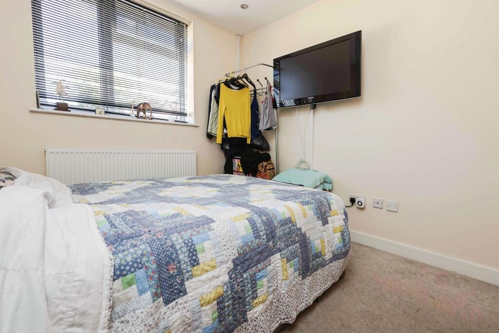 Additional image 11 of Wood End Lane, Birmingham