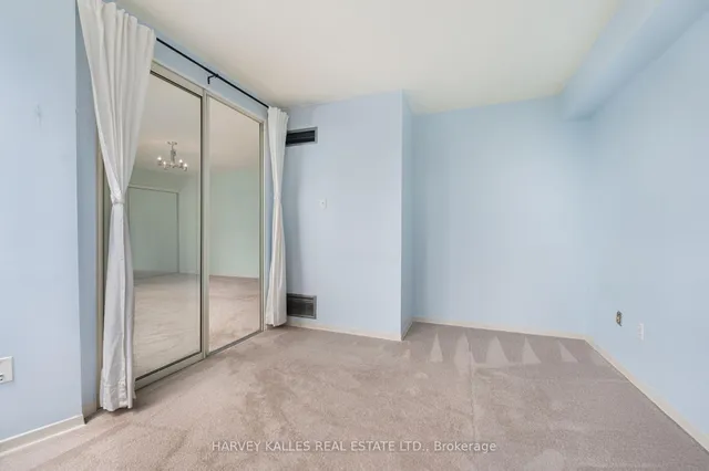 房产图片 15 - 多伦多市贝街1055号2110单元