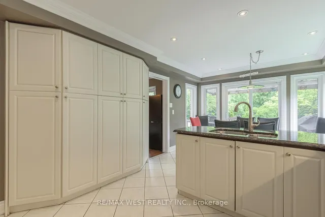 Additional image 17 of 12 Barr Cres