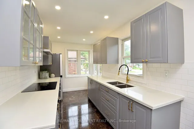 Additional image 14 of 45 Dunkirk Ave