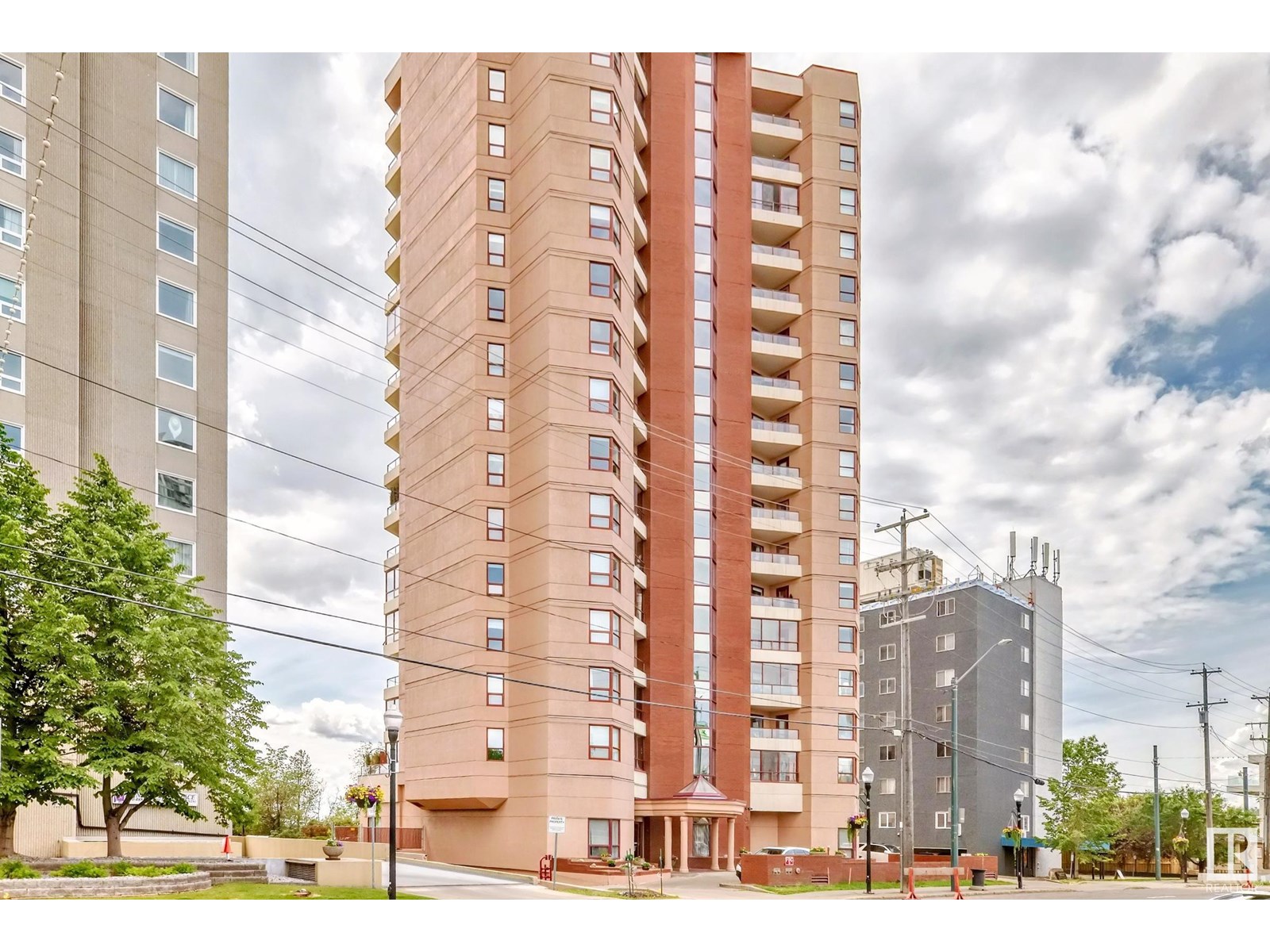 #1401 12319 Jasper AV NW|Edmonton, Alberta T5N4A7