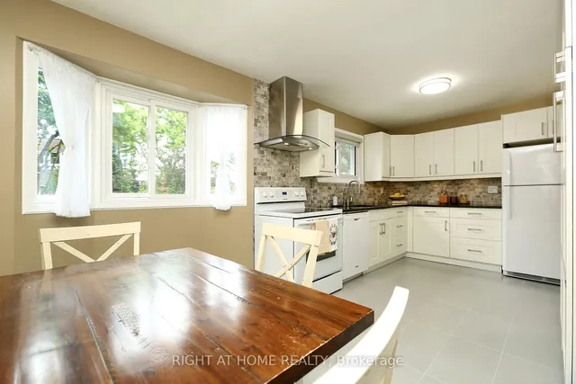 Additional image 19 of 2 Snapdragon Dr