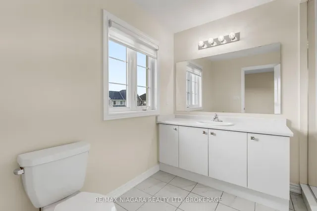 Additional image 22 of 6 Mia Dr