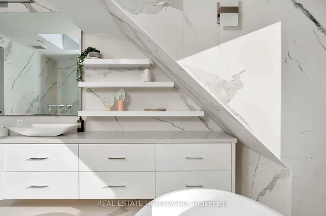 Additional image 20 of 111 Boston Ave