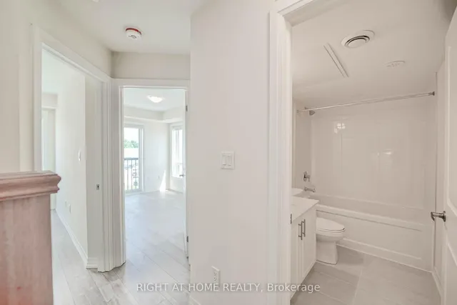 Additional image 19 of 145 Tapscott Rd Unit 4