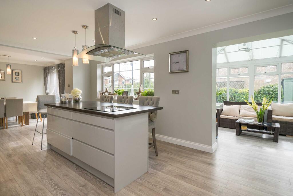 Additional image 15 of Aldwickbury Crescent, Harpenden, Hertfordshire, AL5