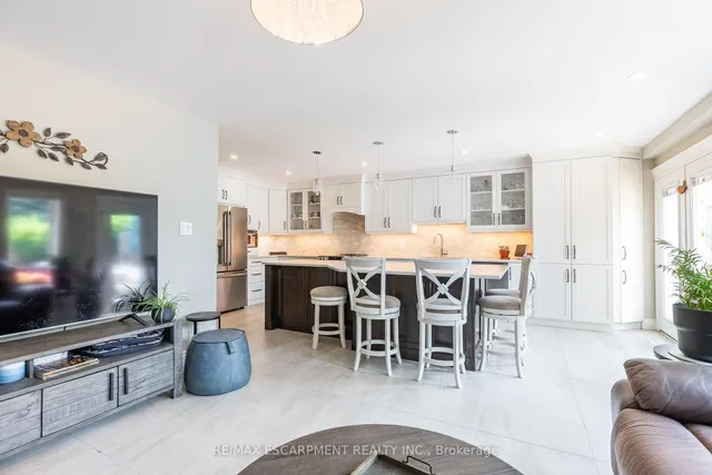 Additional image 21 of 40 Premier Rd