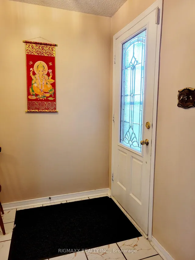 Additional image 16 of 21 Tulip Dr