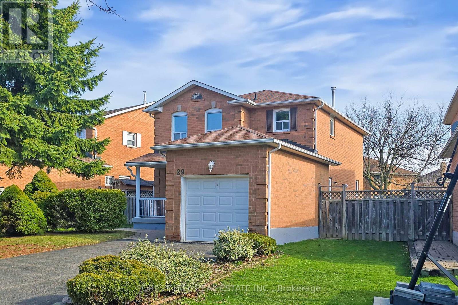 29 ARISAIG DRIVE|Vaughan (Maple), Ontario L6A1V6