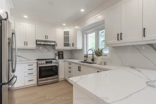 Additional image 10 of 31 Ortona Dr