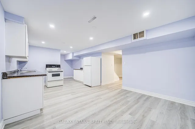 Additional image 45 of 16 Blairwood Terr