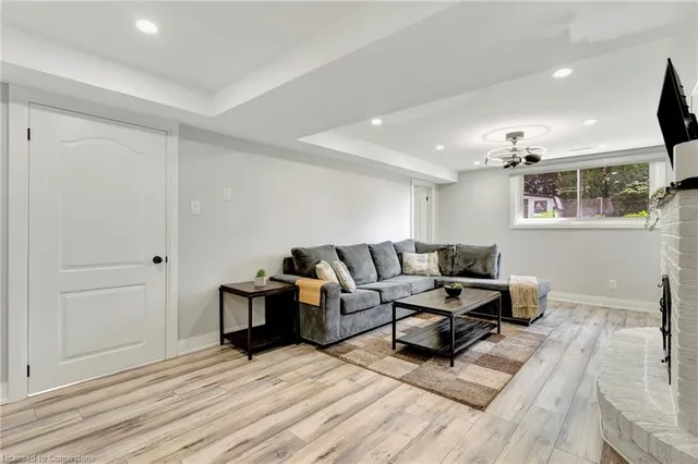 Additional image 18 of 101 Devonglen Dr