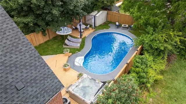 Additional image 46 of 220 Holmesdale Ave