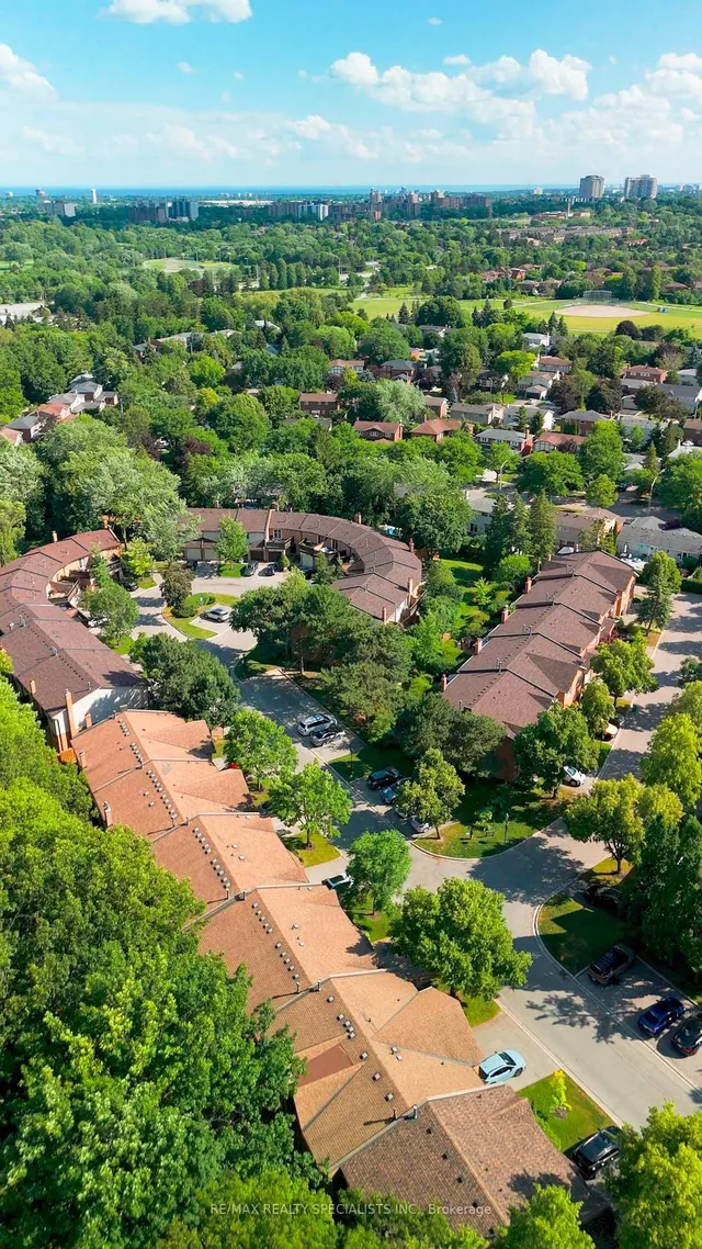 Additional image 37 of 2120 Rathburn Rd Unit 102