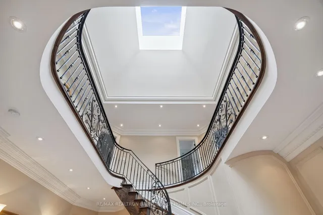 Additional image 15 of 67 Yorkminster Rd