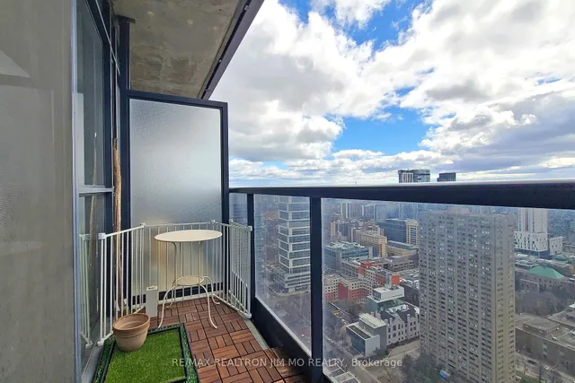 Additional image 26 of 21 Carlton St Unit 3809