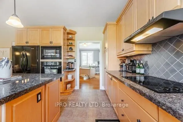 Additional image 15 of 37 Links Lane