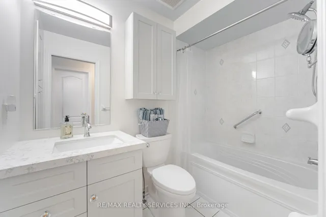 Additional image 25 of 11 Yorkwood Tr