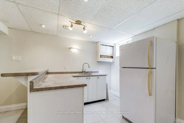 Additional image 33 of 1225 Consort Cres