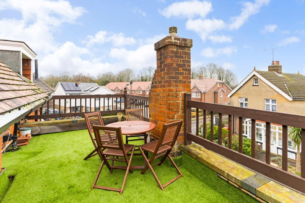 Additional image 8 of Hollybush Lane, HARPENDEN, AL5