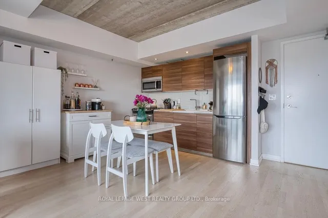 Additional image 14 of 51 Lady Bank Rd Unit 301