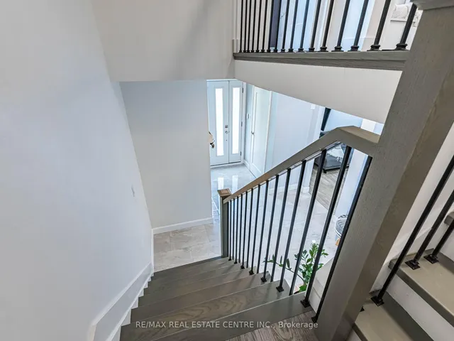 Additional image 25 of 52 Mozart Cres