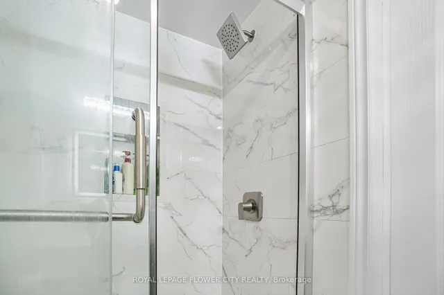 房产图片 36 - 167 SHOREHAM Dr