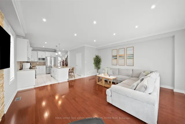 Additional image 14 of 15 Watt Ave