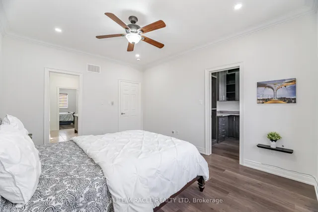 Additional image 31 of 110 Lloyd Sanderson Dr