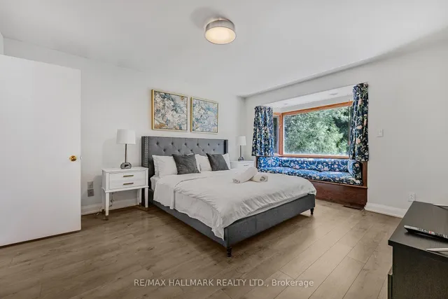 Additional image 17 of 73 Forest Grove Dr