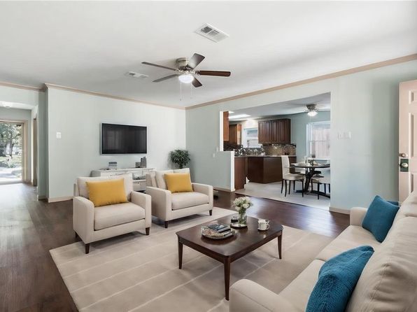 5402 Sheraton Oaks Dr, Houston, TX 77091