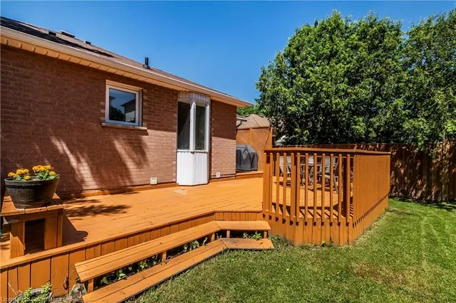 Additional image 44 of 95 General Dr