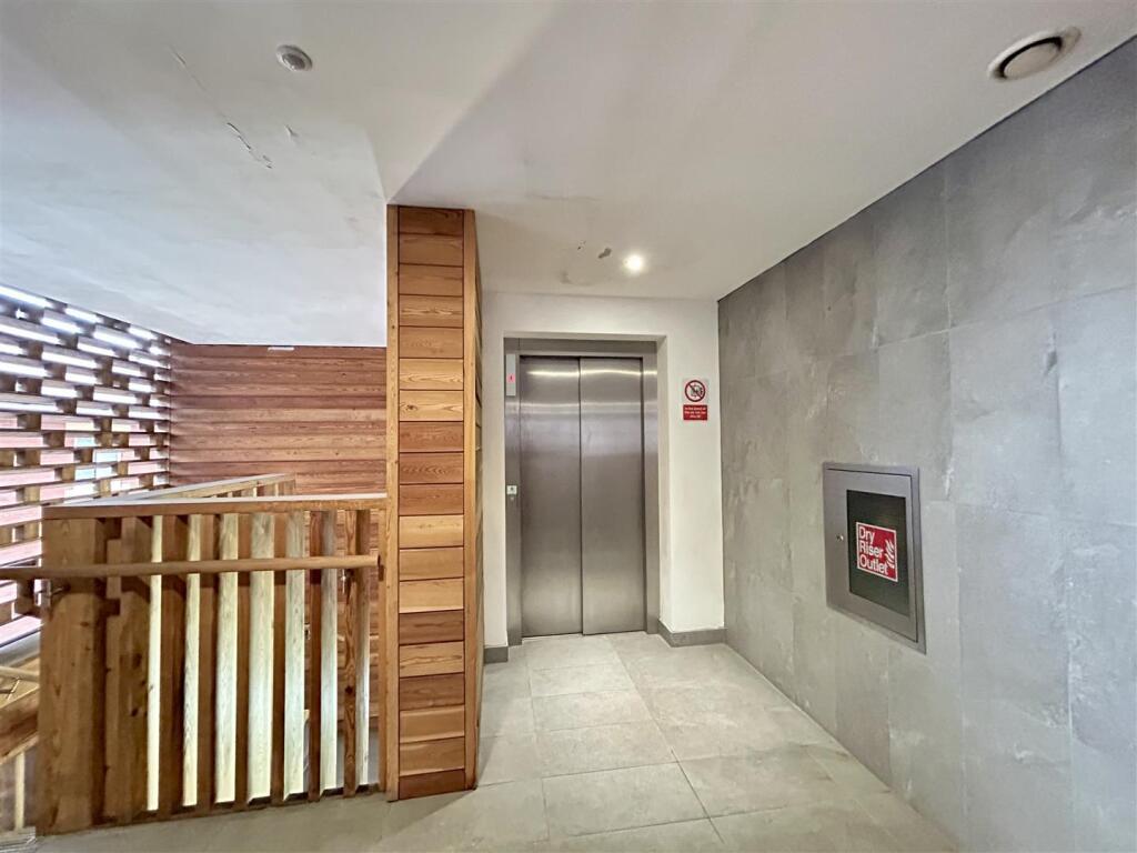 Additional image 26 of High Street, Harborne, Birmingham