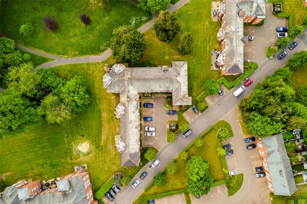 Additional image 20 of Beningfield Drive, London Colney, St. Albans, Hertfordshire, AL2