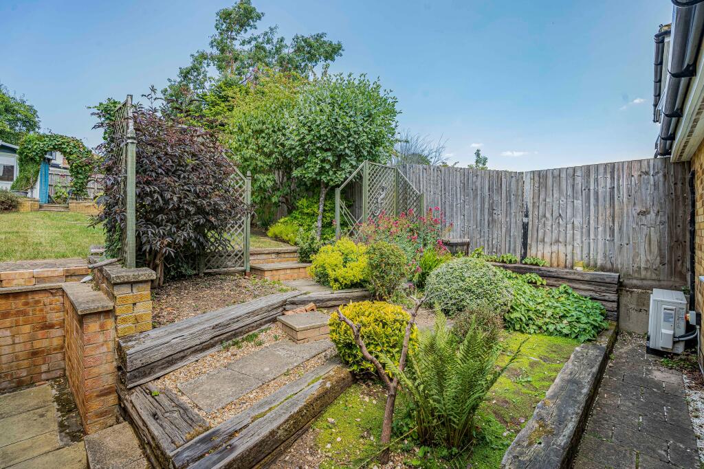 Additional image 7 of Sandpit Lane, St Albans, AL4