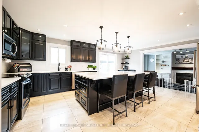 Additional image 7 of 37 Riviera Rdge