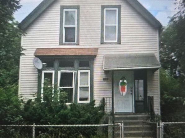 5747 S La Salle St, Chicago, IL 60621