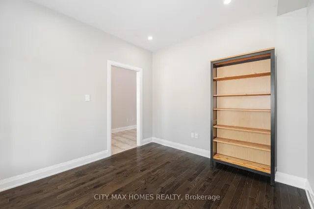 Additional image 21 of 8 Amberglow Crt