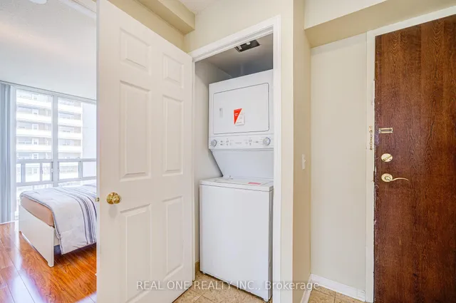 Additional image 20 of 15 Michael Power Pl Unit 1507