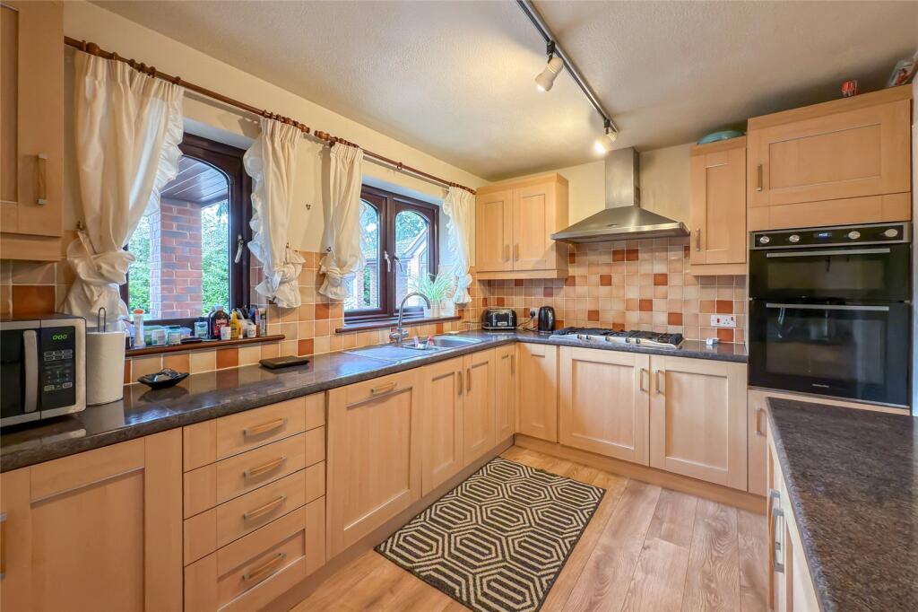 Additional image 19 of The Doves, Watford Road, St. Albans, Hertfordshire, AL1