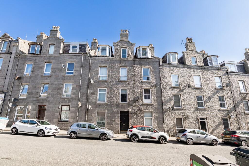 Esslemont Avenue, City Centre, Aberdeen, Aberdeen, AB25