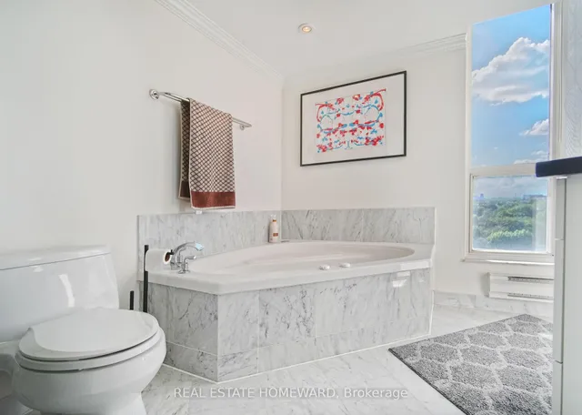 Additional image 12 of 2285 Lake Shore Blvd Unit 707