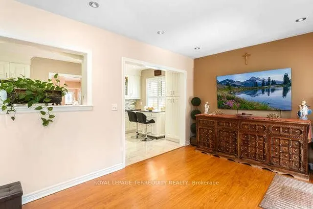 Additional image 9 of 7148 Village Walk
